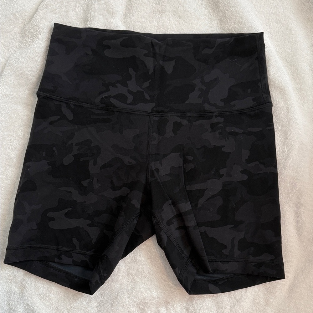 Lululemon Wonder Train Short 6 inch